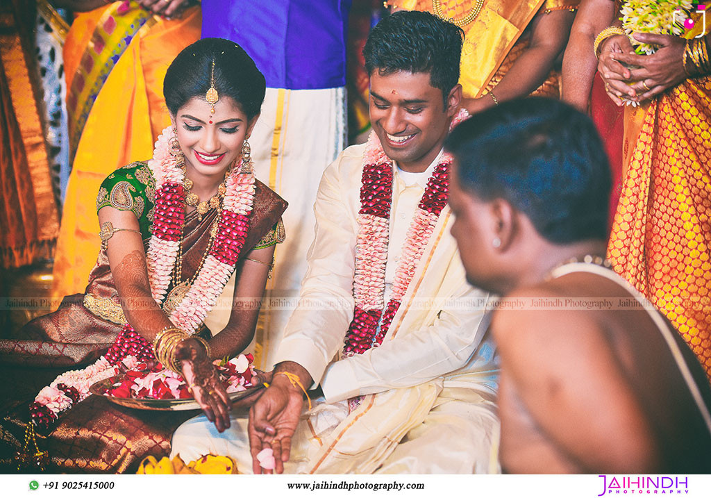 Best Candid Wedding Photography In Salem 93