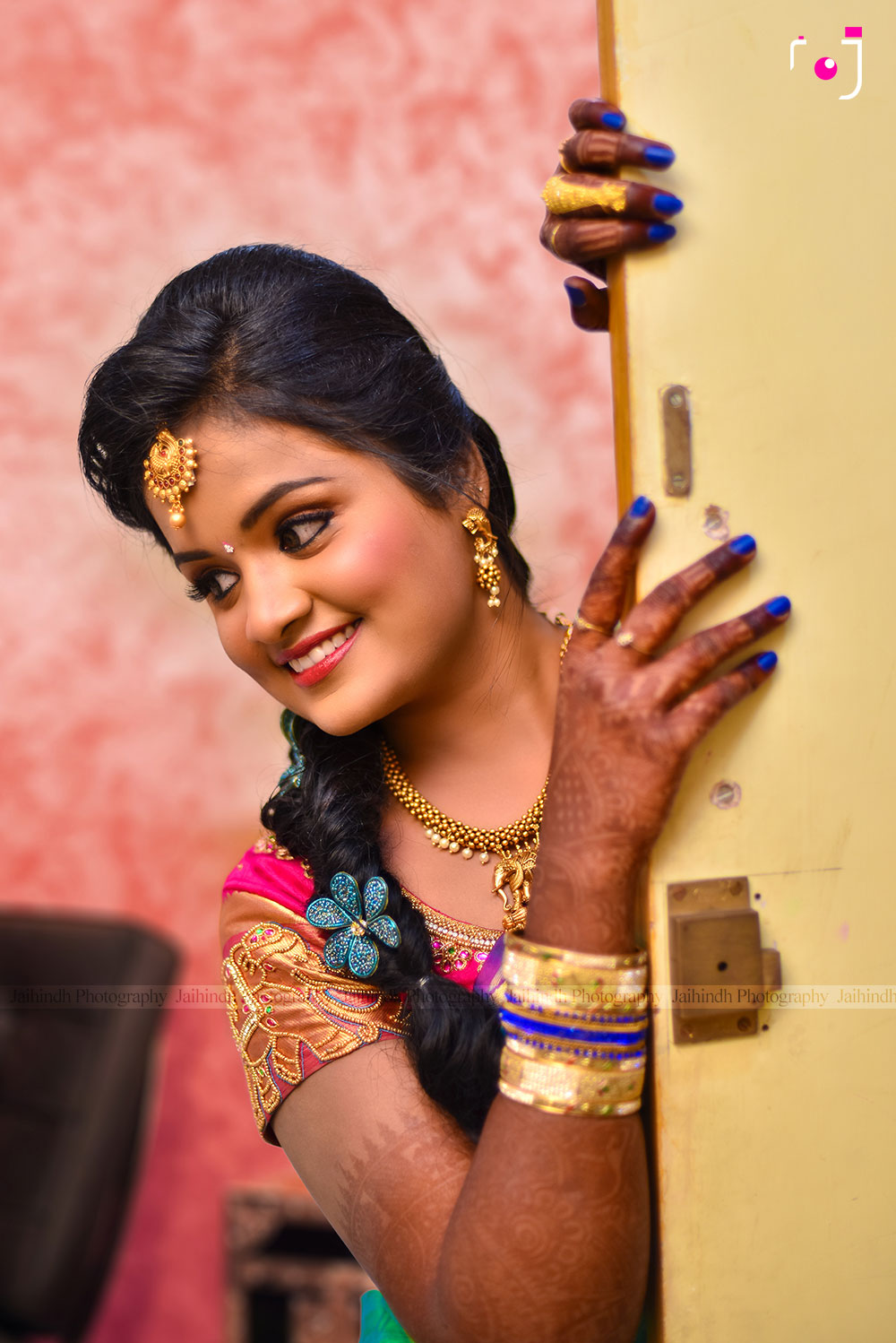 Candid Photographers In Madurai, Creative Wedding Photographers In Madurai, Professional Wedding Photographers In Madurai, Best Photographers In Madurai