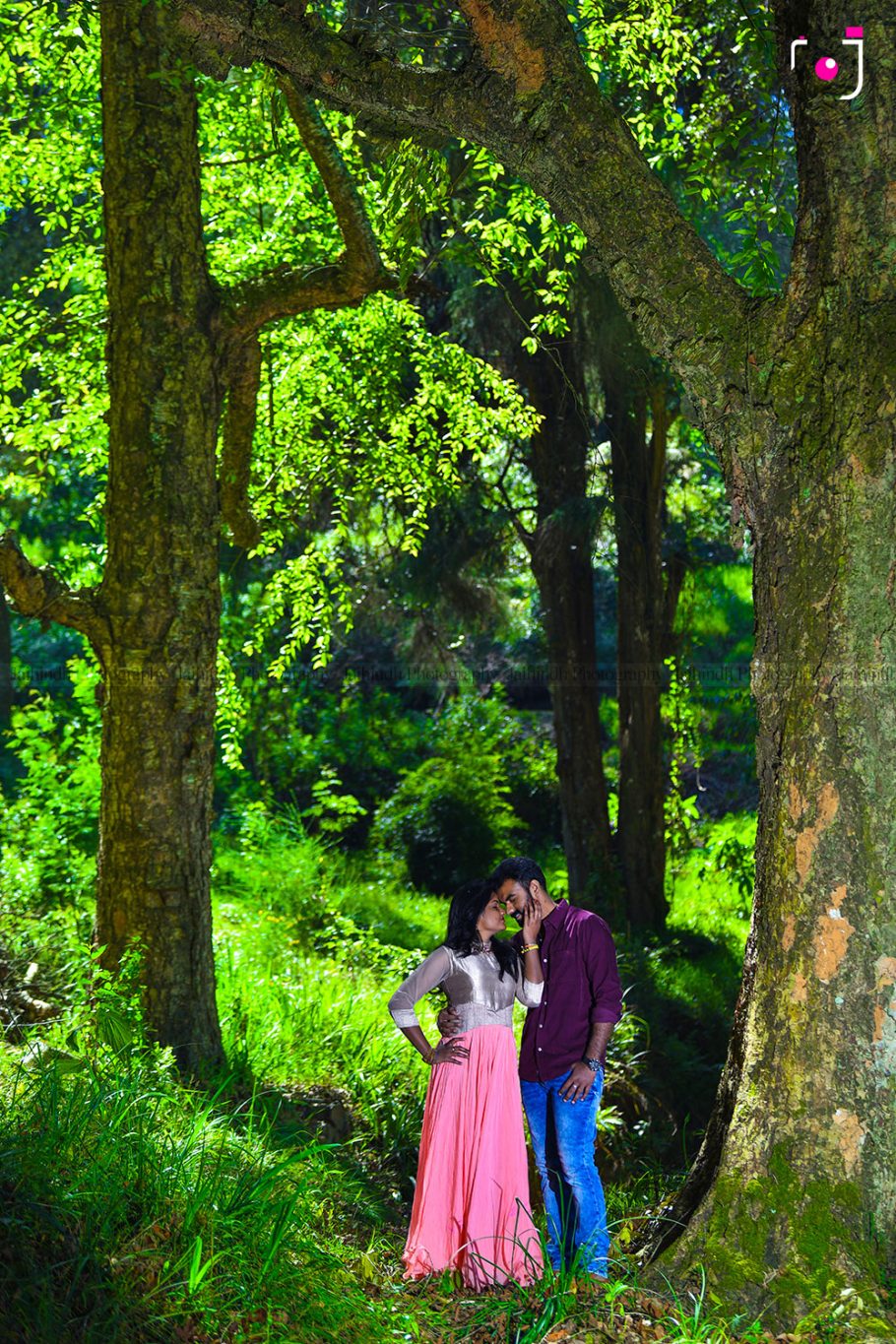 Post Wedding Photography In Kodaikanal, Pre Wedding Photography In Kodaikanal, Outdoor Photography In Kodaikanal, Outdoor Photoshoot In Kodaikanal Post Wedding Photography Ideas, Wedding Couples Photos Poses Ideas, Pose Ideas Couples Photos In Kodaikanal