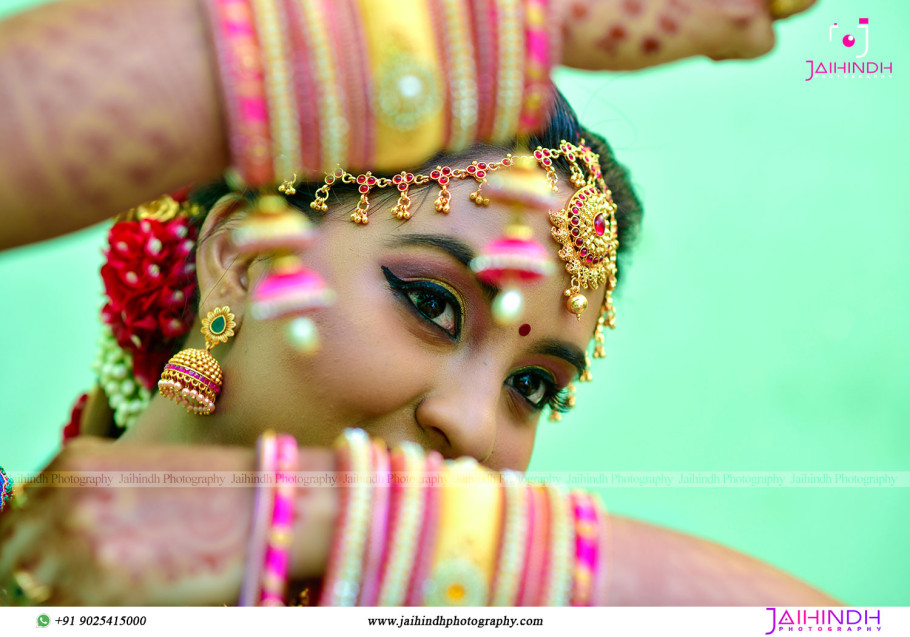 Candid Photography In Dindigul, Candid Shots Wedding In Dindigul, Candid Photos In Dindigul, Candid Photography Wedding In Dindigul