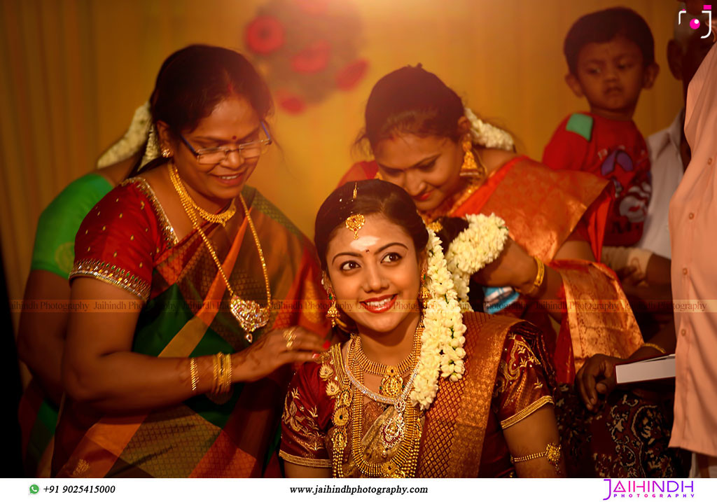 Candid Wedding Photography In Ponnamaravathi 5