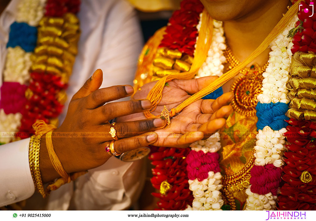 Candid Wedding Photography In Ponnamaravathi 58