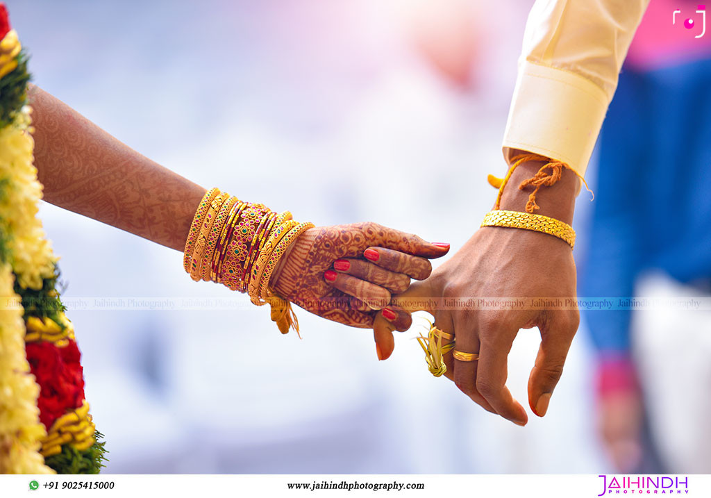 Candid Wedding Photography In Kanchipuram 67