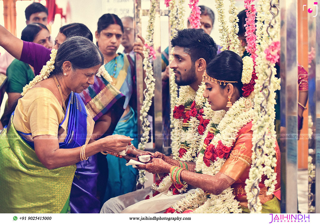 Candid Wedding Photography In Chennai 107 - Jaihind Photography