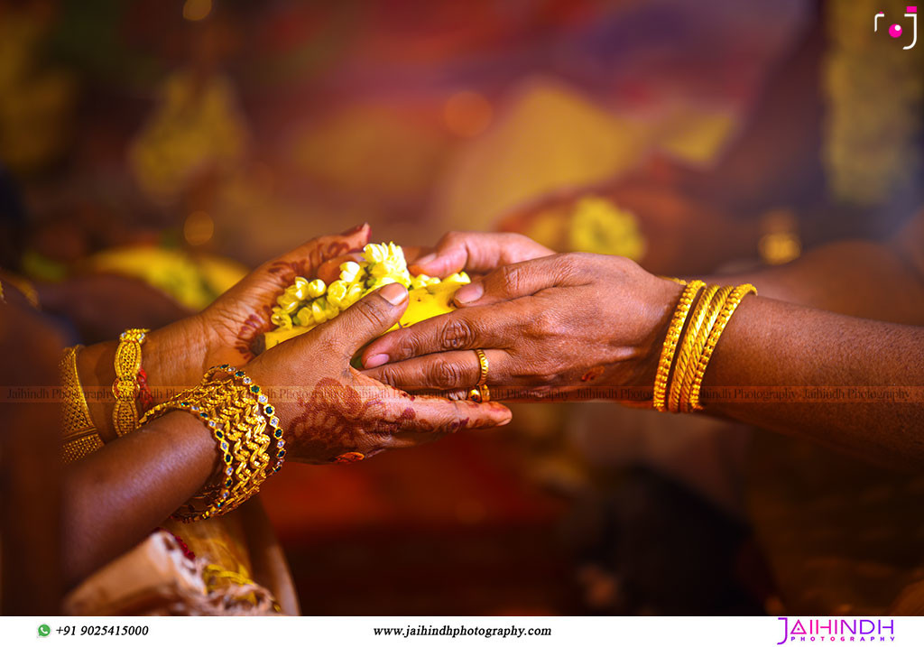 Candid Wedding Photography In Bodinayakanur 17