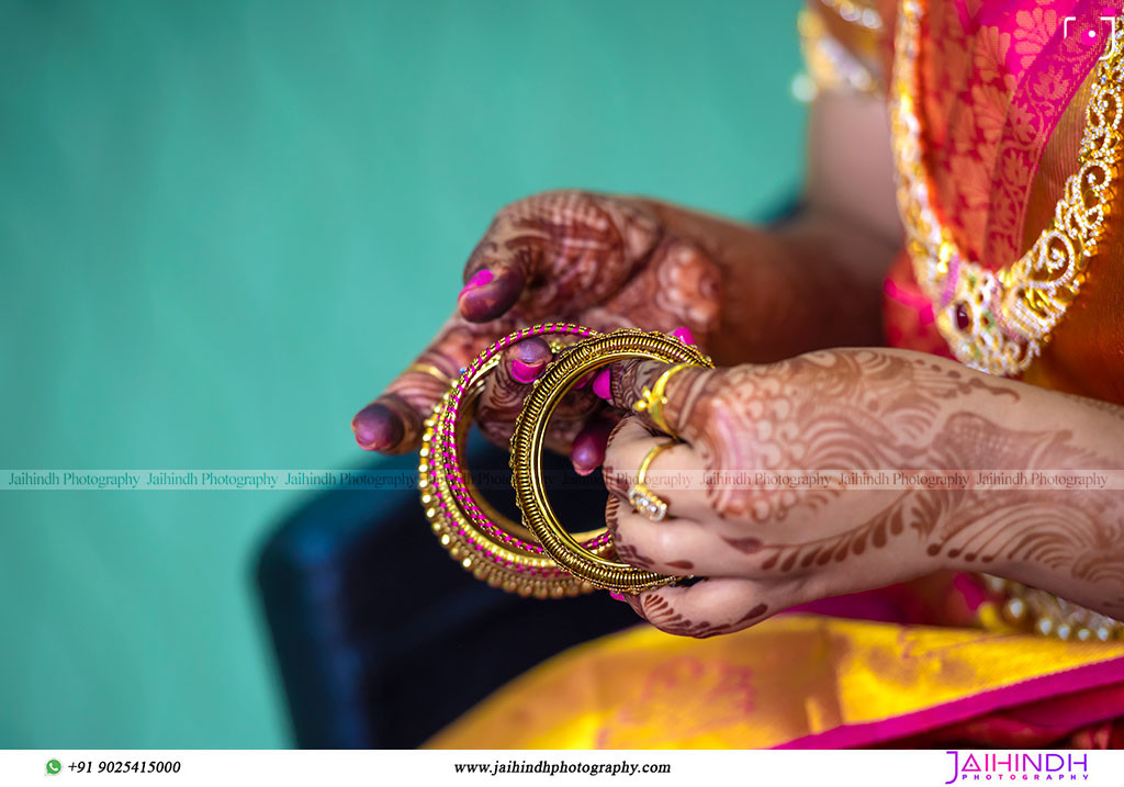 Best-Professional-Engagement-Photographers-in-Madurai_05