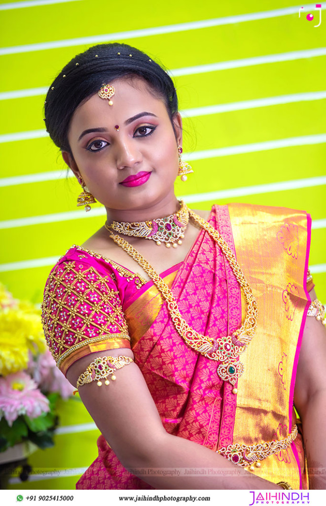Best-Professional-Engagement-Photographers-in-Madurai_06