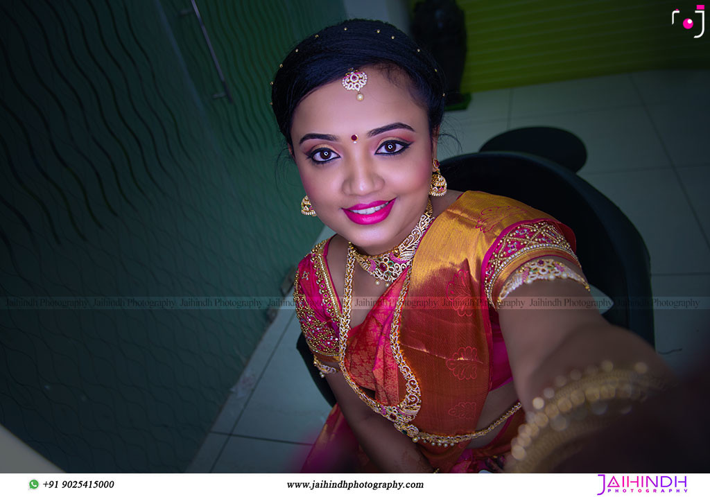 Best-Professional-Engagement-Photographers-in-Madurai_20