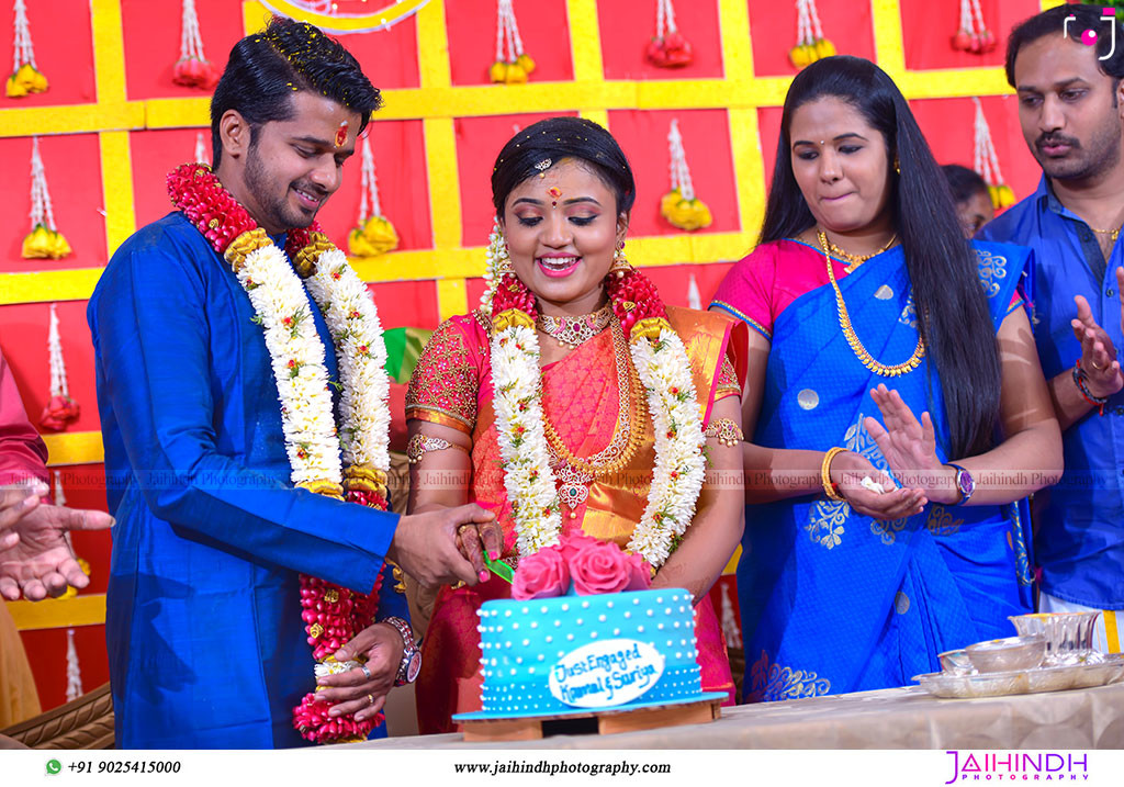 Best-Professional-Engagement-Photographers-in-Madurai_58