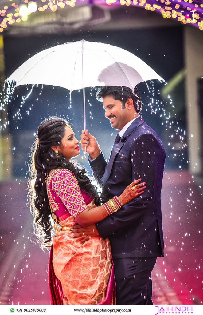 Red Veds: Best Traditional Wedding Couple Poses | Check It Now