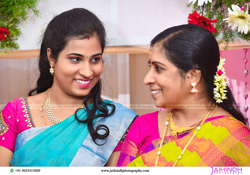 Candid Wedding Photographer In Thirumangalam - No1