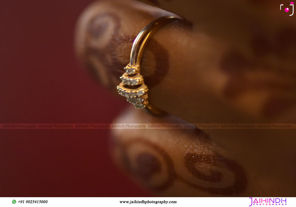 Candid Wedding Photographer In Thirumangalam - No33