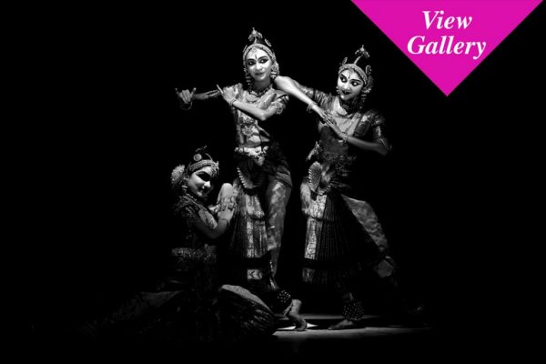 Bharatanatyam-Arangetram-150-976×650