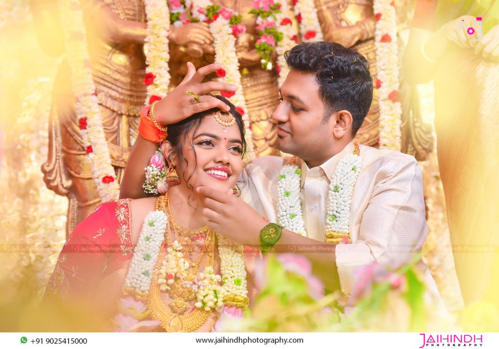 Indian bride and groom posing at their wedding reception capture. | Photo  164468