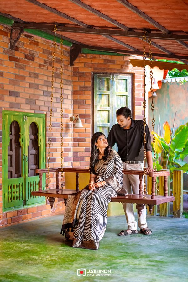 Pre-Wedding-Photographers-in-Chennai–2